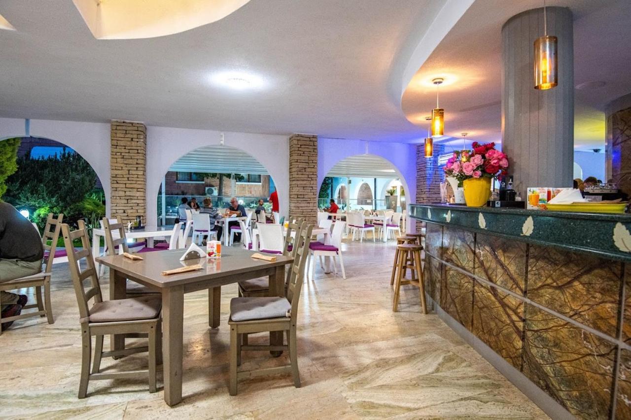 Hotel Dana Resort Vénus Extérieur photo